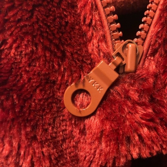 Women’s Cabela’s Red Fluffy Fleece 1/4‎ Zip Polartec Jacket. Size Small. WARM - Picture 6 of 11